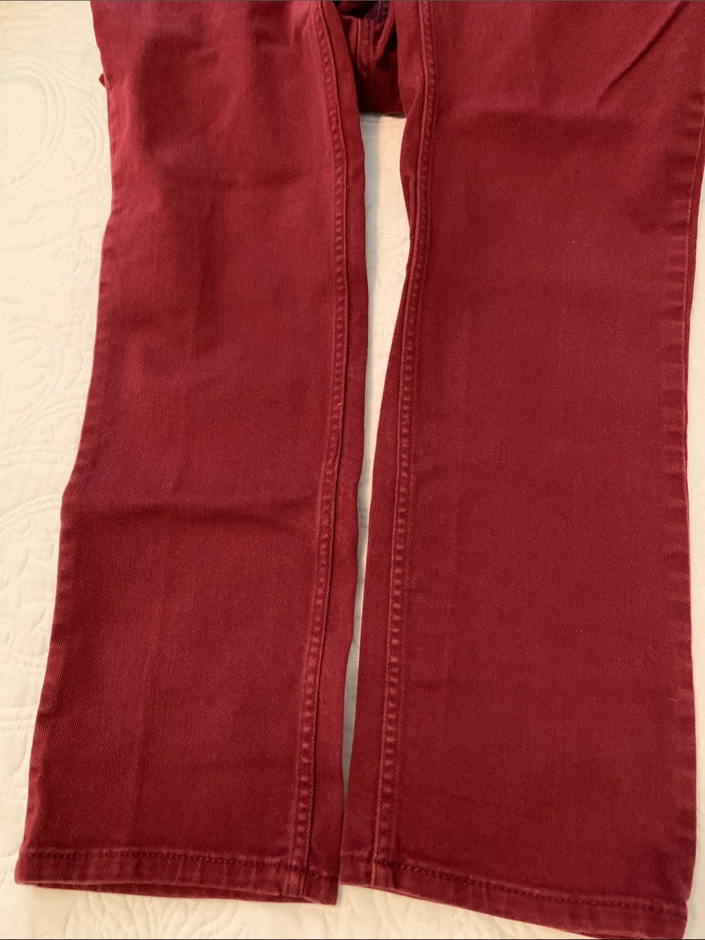 Levi 511 Men's Burgundy Slim Straight Jeans - Size W38 L34 - Picture 6 of 12